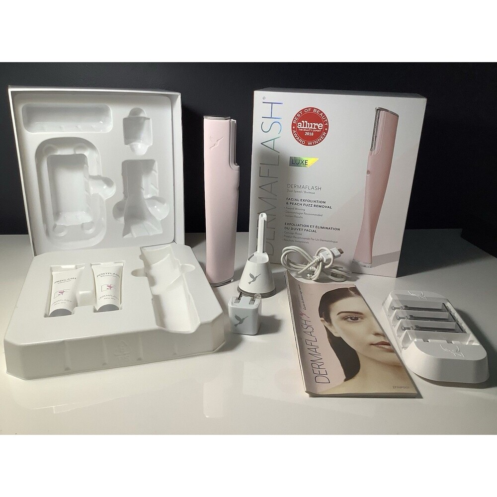 Dermaflash Luxe Dual Speed Facial Exfoliation Peach Fuzz Removal Pink
